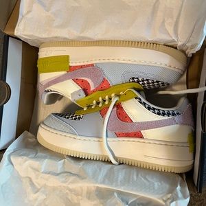 Womens Air Force 1 shadow